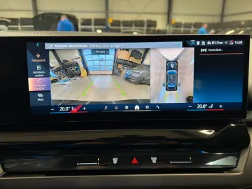 BMW 550xe lim ACC 360  H K KZU Memory HUD DrAss.Prof