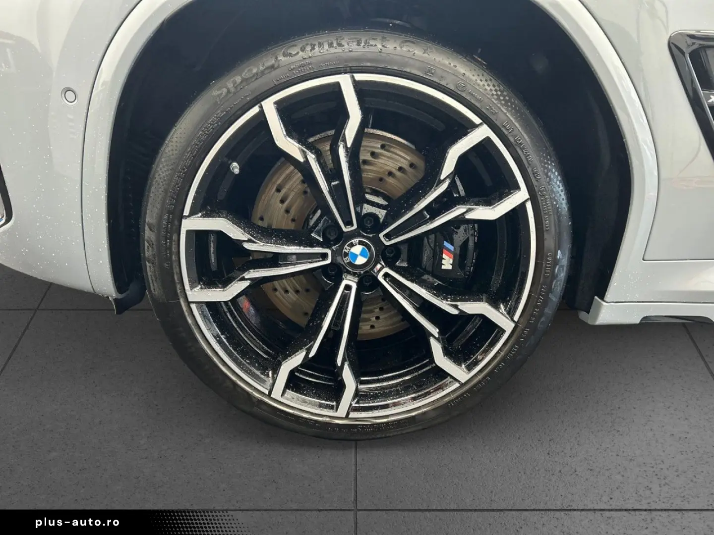 BMW X4 M Competition ACC 360  AHK 21  Pano Laser