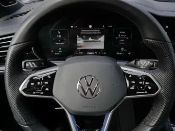 VW Touareg R eHybrid V6 AHK Pano HuD LED Massage