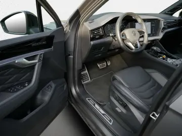 VW Touareg R eHybrid V6 AHK Pano HuD LED Massage