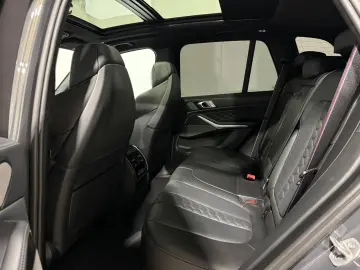 BMW X5 M Competition xDrive Laser Pano AHK Standh.