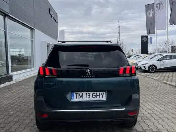 PEUGEOT 5008 SUV ALLURE 1.5 BLUEHDI FAP STT 130 CP