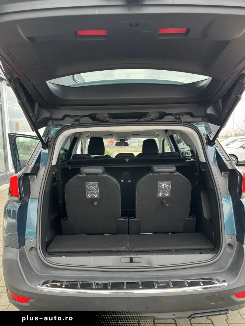 PEUGEOT 5008 SUV ALLURE 1.5 BLUEHDI FAP STT 130 CP