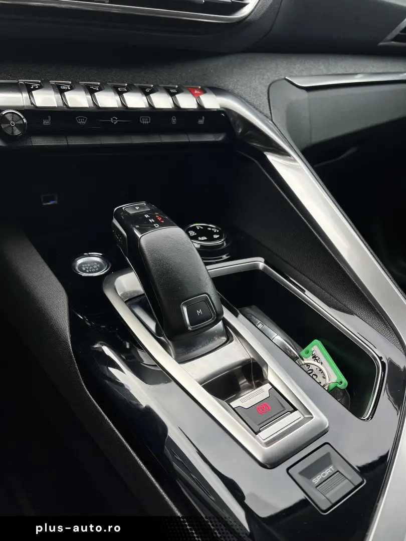 PEUGEOT 5008 SUV ALLURE 1.5 BLUEHDI FAP STT 130 CP