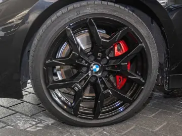 BMW M340d xDrive Navi AHK Panorama Leder e-Sitze HUD