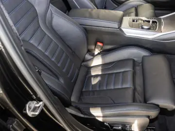 BMW M340d xDrive Navi AHK Panorama Leder e-Sitze HUD