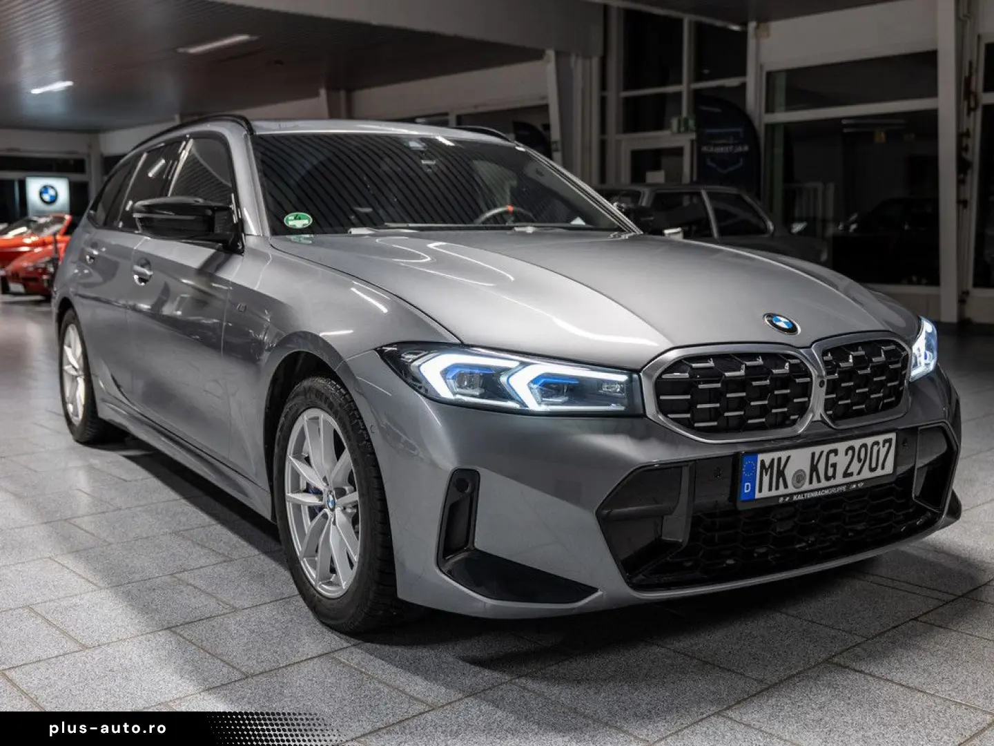 BMW M340d Touring xDrive PANO AHK LED HUD NAVI H K