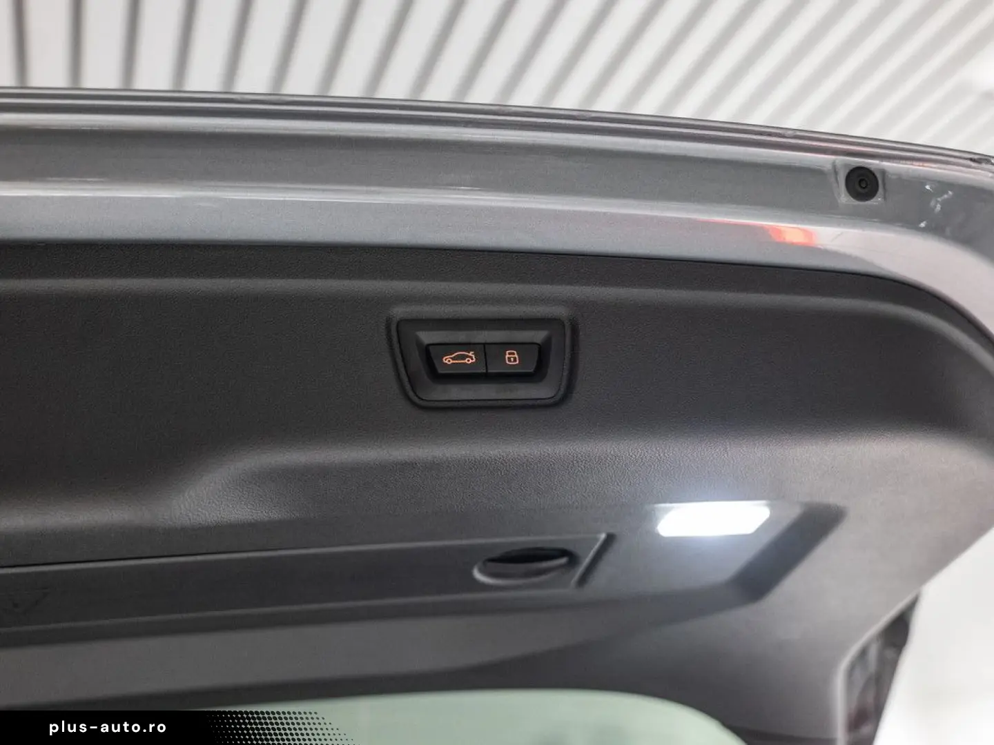 BMW M340d Touring xDrive PANO AHK LED HUD NAVI H K