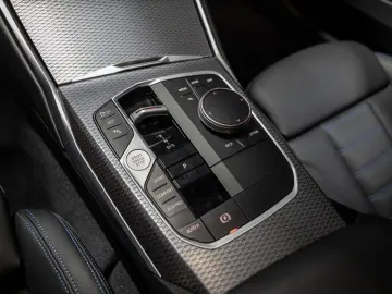 BMW M340d Touring xDrive PANO AHK LED HUD NAVI H K