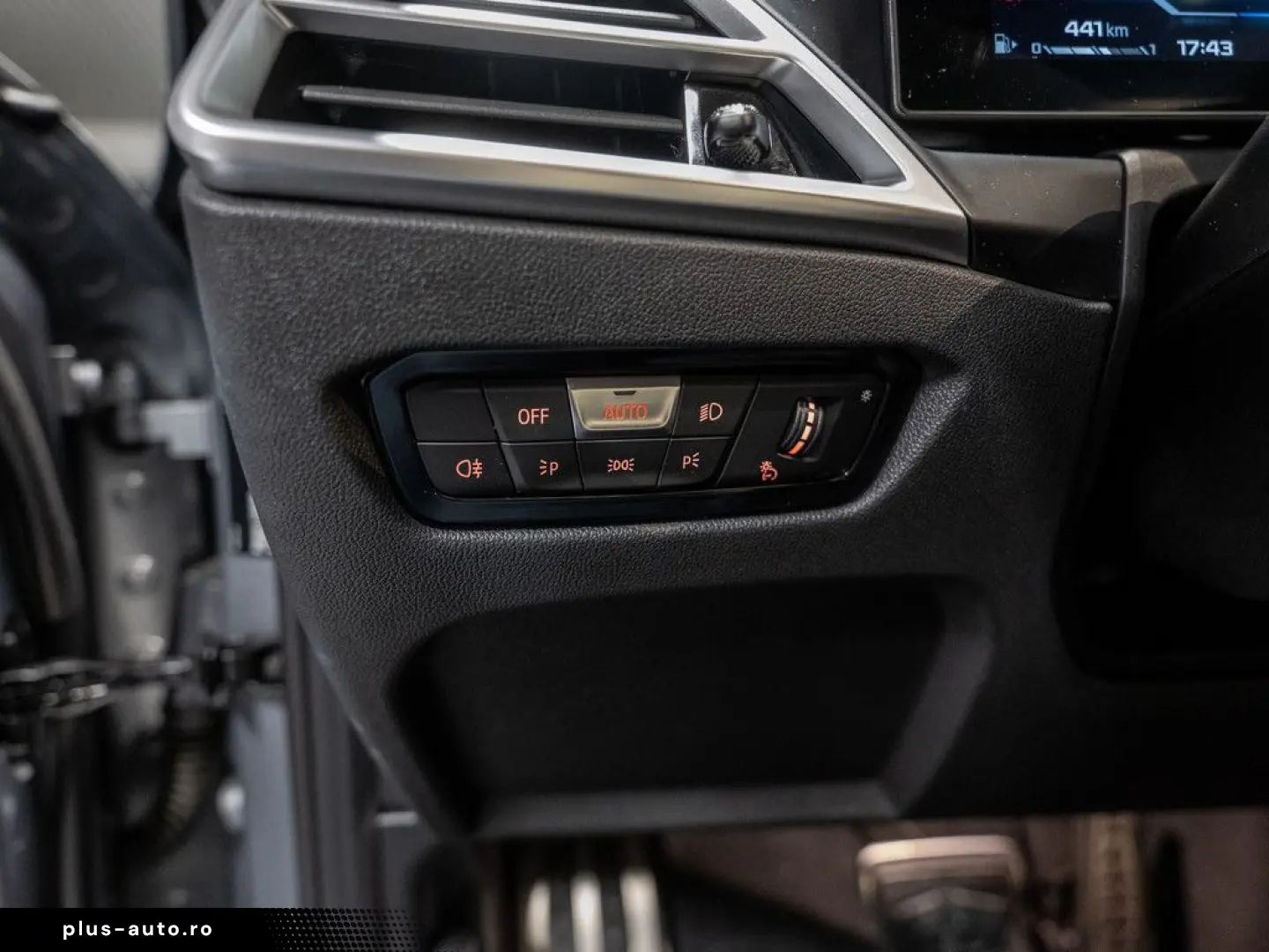 BMW M340d Touring xDrive PANO AHK LED HUD NAVI H K