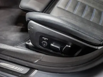 BMW M340d Touring xDrive PANO AHK LED HUD NAVI H K