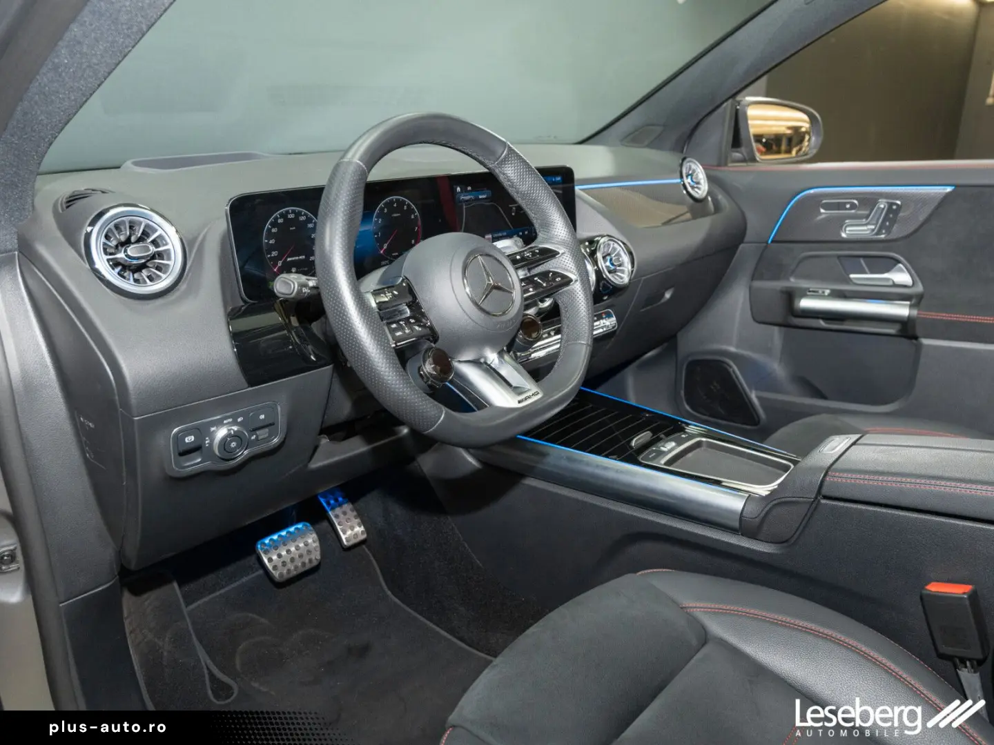 MERCEDES-BENZ AMG GLA 35 4M Multibeam Pano Distron. &hellip;