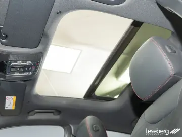 MERCEDES-BENZ AMG GLA 35 4M Multibeam Pano Distron. &hellip;