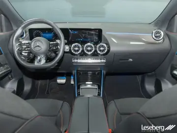 MERCEDES-BENZ AMG GLA 35 4M Multibeam Pano Distron. &hellip;