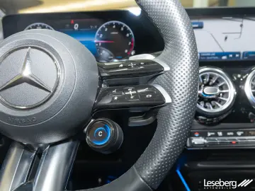 MERCEDES-BENZ AMG GLA 35 4M Multibeam Pano Distron. &hellip;