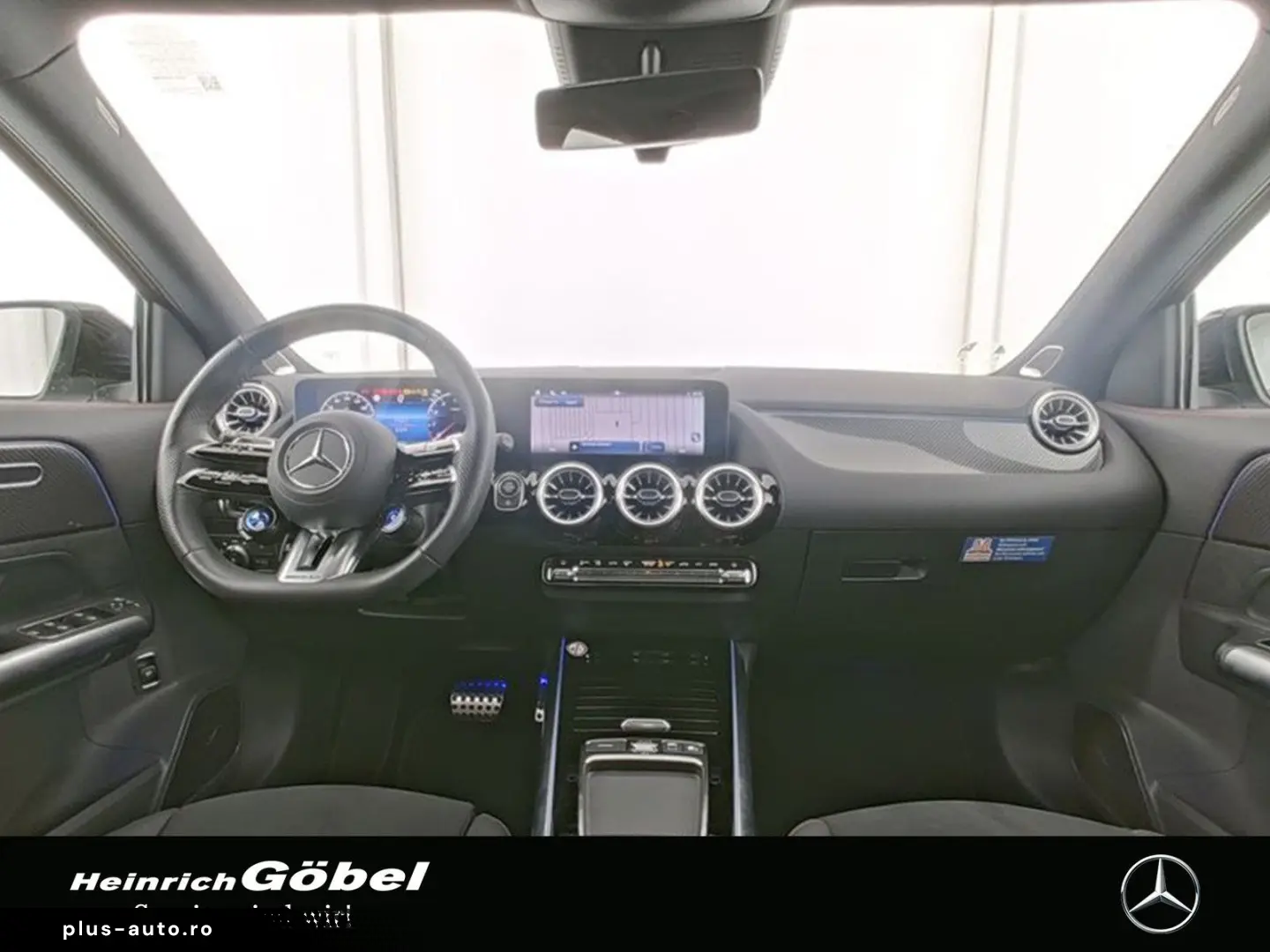 MERCEDES-BENZ GLA 35 4M PANO 360 KAM BURMESTER MULTI&hellip;