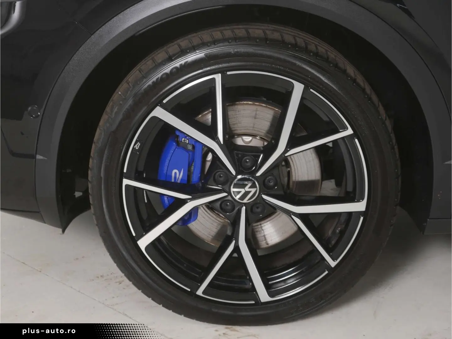 VW T-Roc 2.0 TSI 4Mot. R DSG AKRA AHK Matrix NAV SH