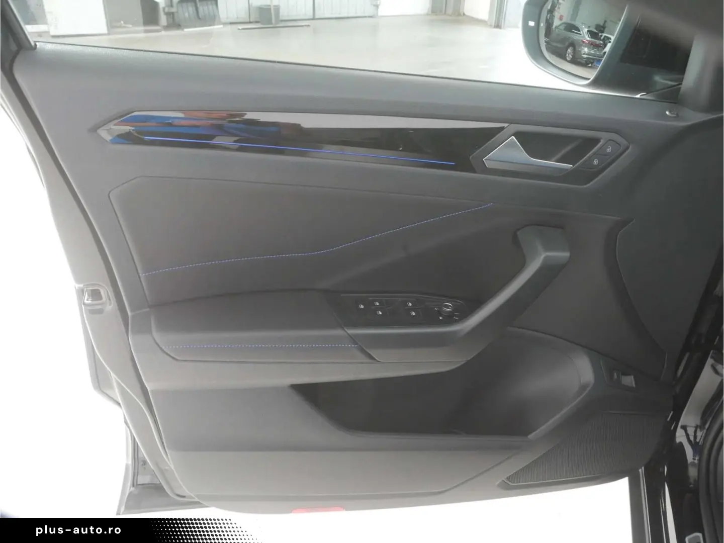 VW T-Roc 2.0 TSI 4Mot. R DSG AKRA AHK Matrix NAV SH