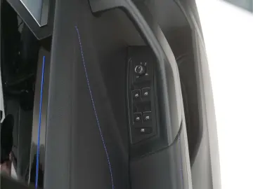 VW T-Roc 2.0 TSI 4Mot. R DSG AKRA AHK Matrix NAV SH