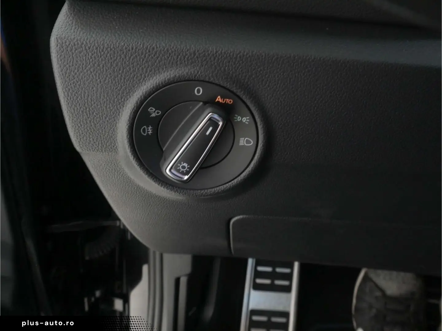 VW T-Roc 2.0 TSI 4Mot. R DSG AKRA AHK Matrix NAV SH