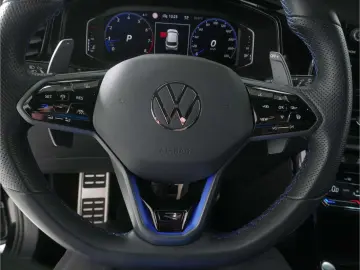 VW T-Roc 2.0 TSI 4Mot. R DSG AKRA AHK Matrix NAV SH