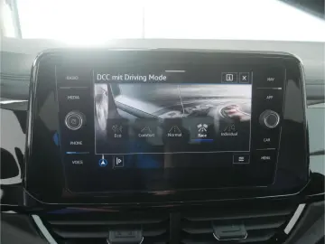 VW T-Roc 2.0 TSI 4Mot. R DSG AKRA AHK Matrix NAV SH