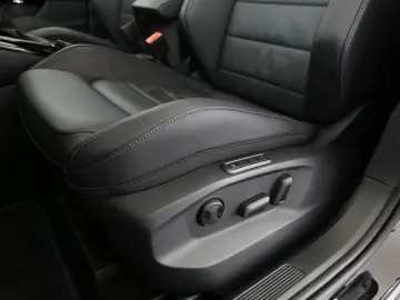 VW T-Roc R 2.0TSI 300PS 4M Akrapovic Black Style Le