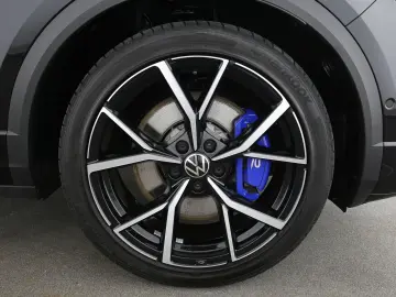 VW T-Roc R 2.0TSI 300PS 4M Akrapovic Black Style Le