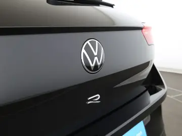 VW T-Roc R 2.0TSI 300PS 4M Akrapovic Black Style Le