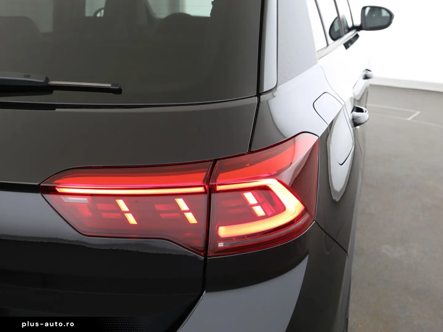 VW T-Roc R 2.0TSI 300PS 4M Akrapovic Black Style Le