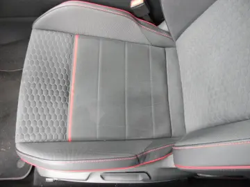 VW Golf VIII Lim. GTI Clubsport Black Style TSI DSG