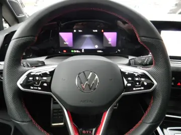 VW Golf VIII Lim. GTI Clubsport Black Style TSI DSG