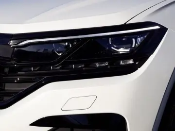 VW Touareg 3.0TDI 4M  Edition 20  AHK PANO STANDHZG