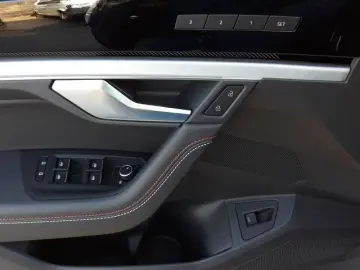 VW Touareg 3.0TDI 4M  Edition 20  AHK PANO STANDHZG