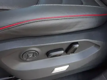 VW Touareg 3.0TDI 4M  Edition 20  AHK PANO STANDHZG