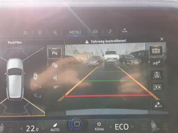 VW Touareg 3.0TDI 4M  Edition 20  AHK PANO STANDHZG