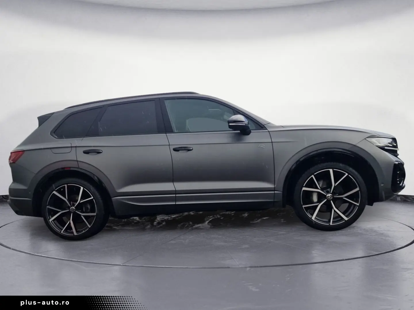 VW Touareg 3.0 TDI R-Line AHK Matrix Nachtsicht Pan