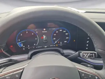 VW Touareg 3.0 TDI R-Line AHK Matrix Nachtsicht Pan