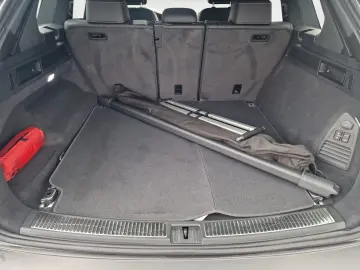 VW Touareg 3.0 TDI R-Line AHK Matrix Nachtsicht Pan