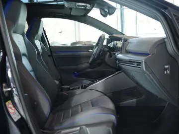 VW Golf R 4M  JP Performance  AKRA  Pano  KW  19