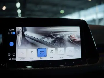 VW Golf R 4M  JP Performance  AKRA  Pano  KW  19