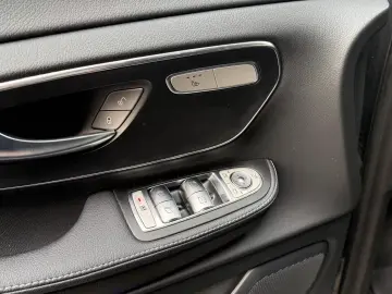 Mercedes-Benz V 220 AVANTGARDE 4MATIC