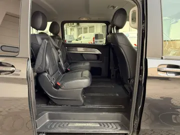 Mercedes-Benz V 220 AVANTGARDE 4MATIC