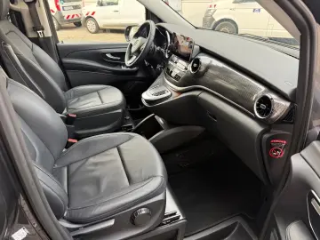 Mercedes-Benz V 220 AVANTGARDE 4MATIC