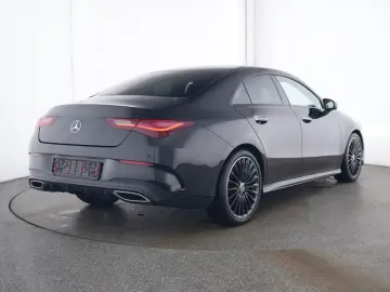 MERCEDES-BENZ CLA 250 4M Coupé   AMG BURM NIGHT MULTI KAMERA
