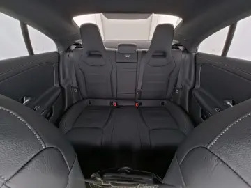 MERCEDES-BENZ CLA 250 4M Coupé   AMG BURM NIGHT MULTI KAMERA