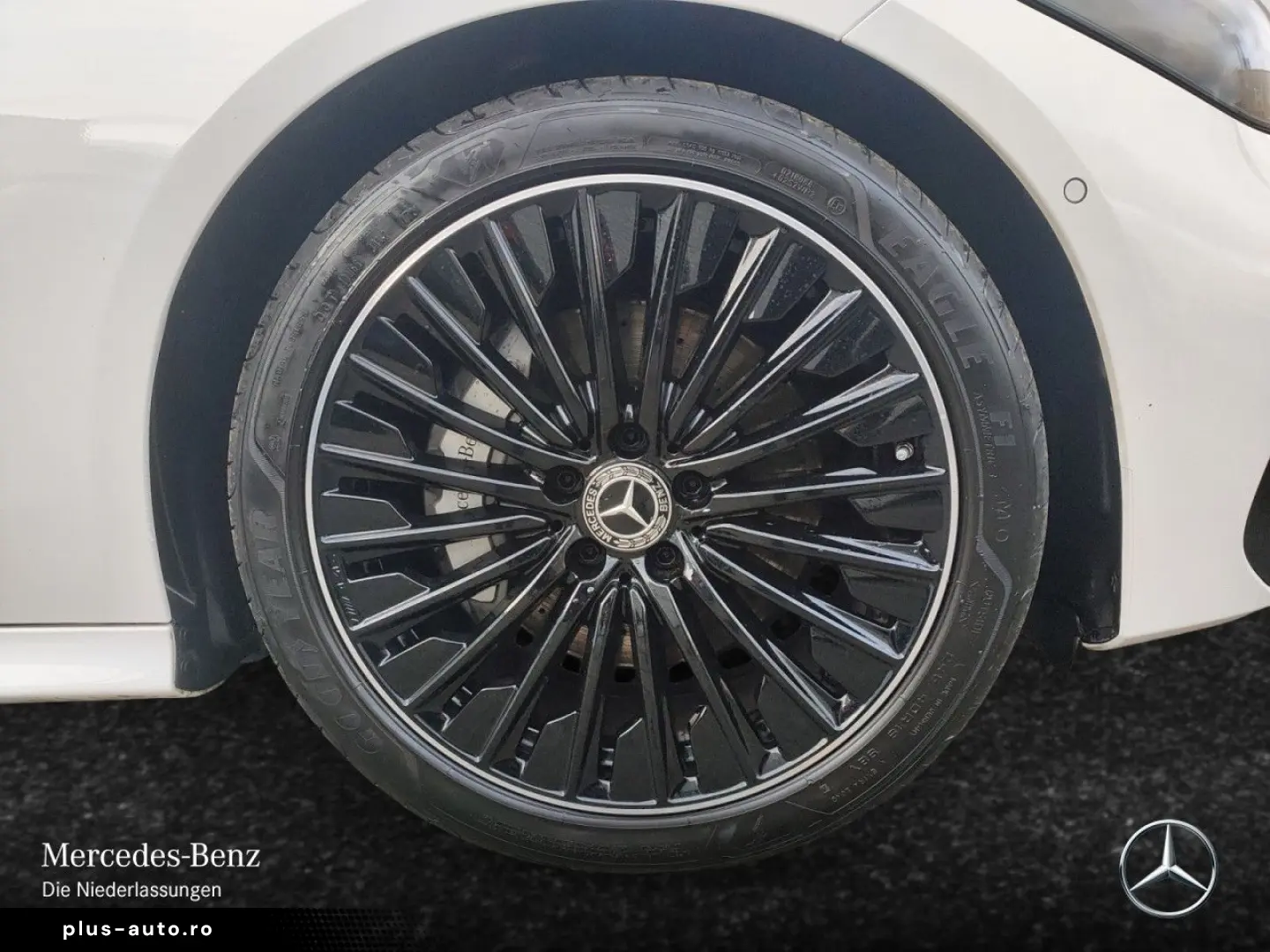 MERCEDES-BENZ CLE 200 Cp. AMG Prem. PANO NIGHT 360  Bur4D