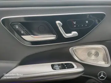 MERCEDES-BENZ CLE 200 Cp. AMG Prem. PANO NIGHT 360  Bur4D