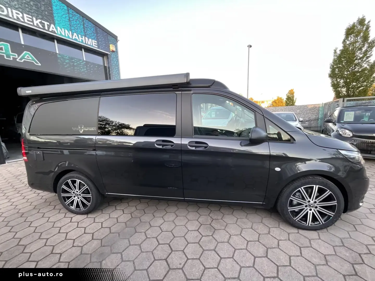 Mercedes-Benz V 250 VanTourer Urban Camper