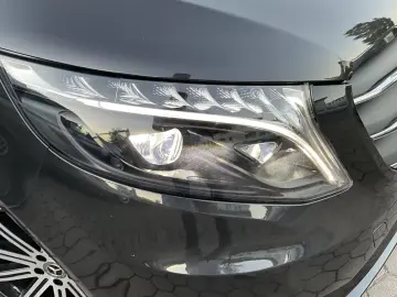 Mercedes-Benz V 250 VanTourer Urban Camper